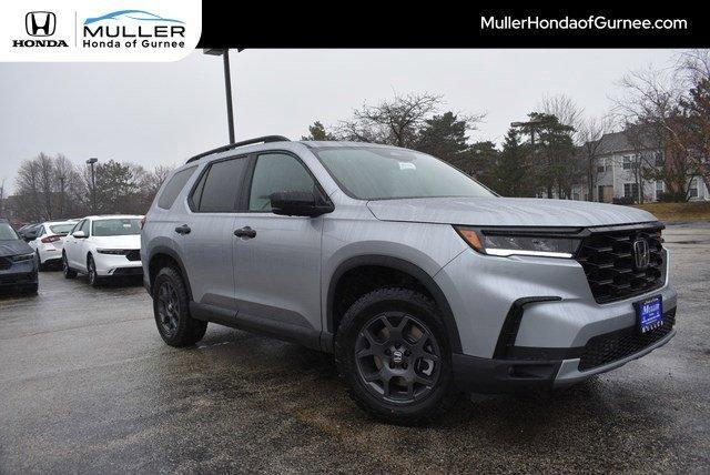 new 2025 Honda Pilot car, priced at $47,837