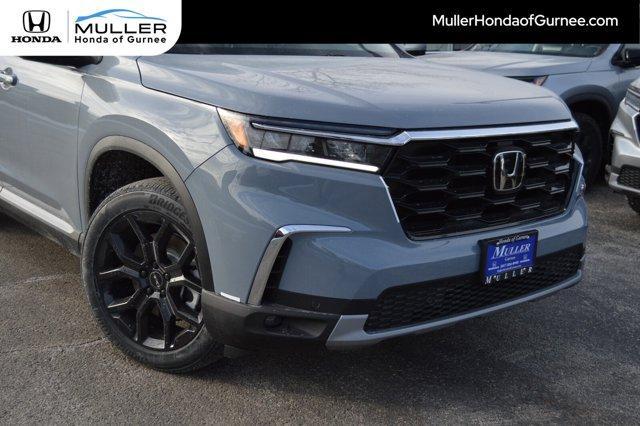 new 2025 Honda Pilot car, priced at $49,742