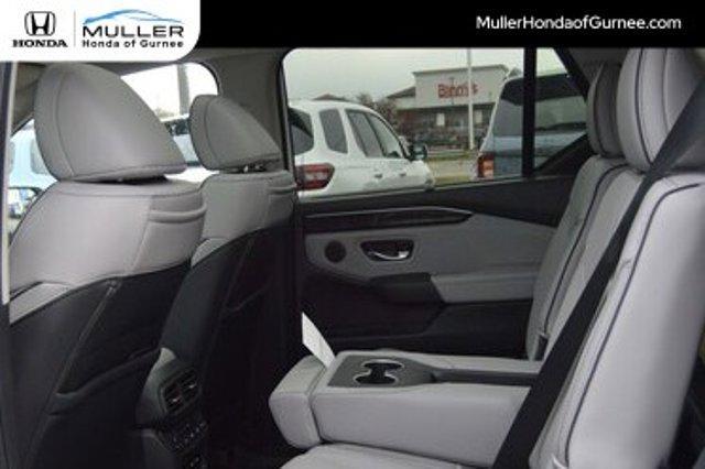new 2025 Honda Pilot car, priced at $55,030