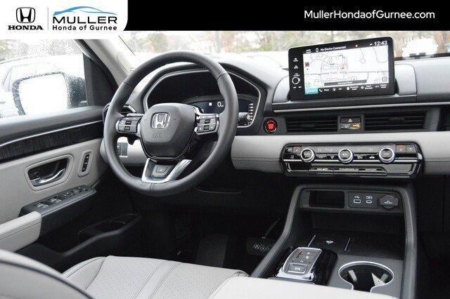 new 2025 Honda Pilot car, priced at $55,030