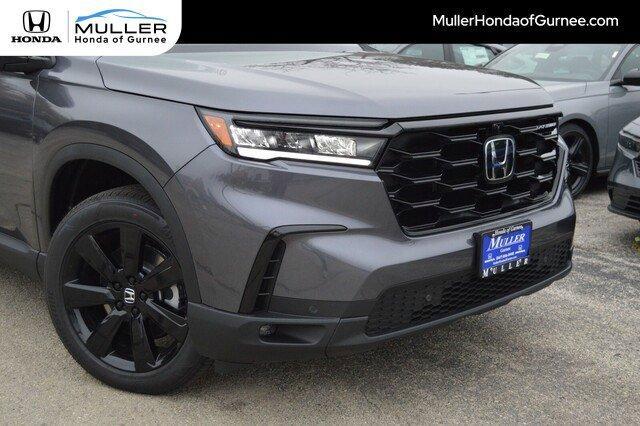 new 2025 Honda Pilot car, priced at $56,075
