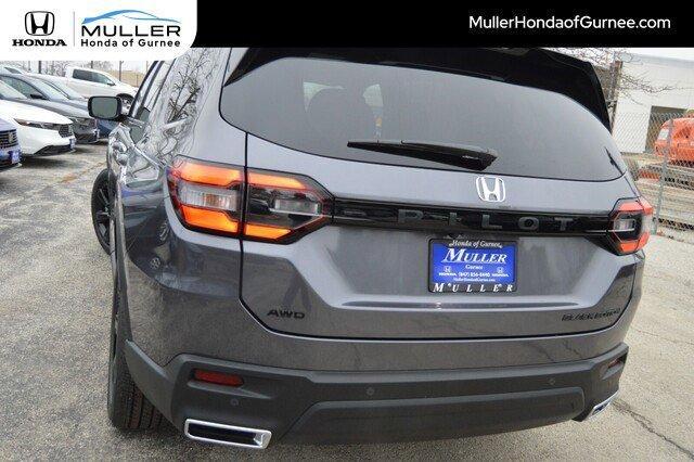 new 2025 Honda Pilot car, priced at $51,504