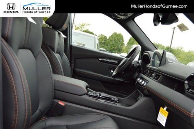 new 2025 Honda Pilot car, priced at $48,579