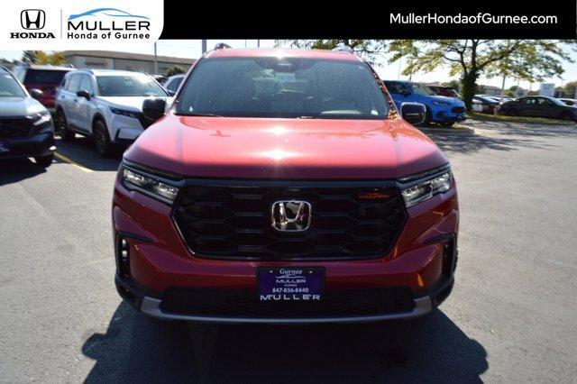 new 2025 Honda Pilot car, priced at $48,579