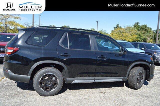 new 2025 Honda Pilot car, priced at $49,296