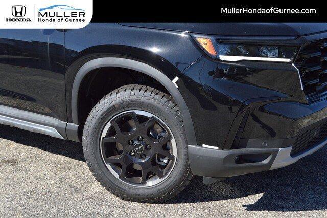 new 2025 Honda Pilot car, priced at $49,296