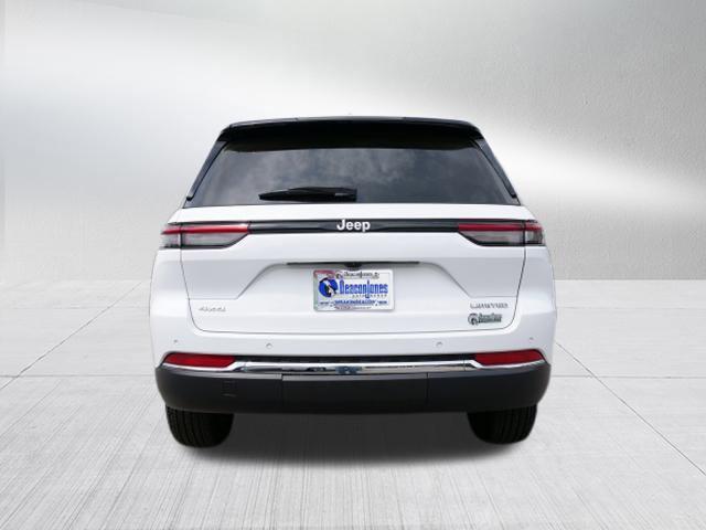 used 2024 Jeep Grand Cherokee car, priced at $43,900
