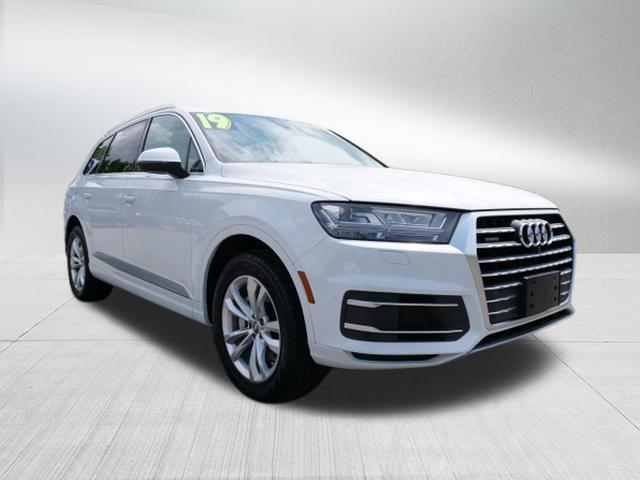 used 2019 Audi Q7 car, priced at $18,900