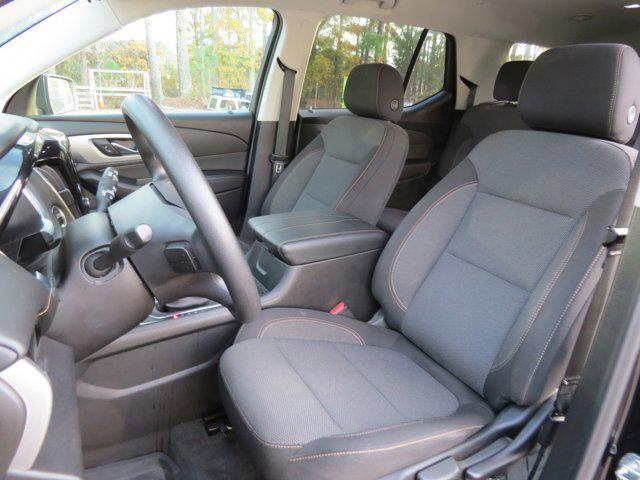 used 2021 Chevrolet Traverse car, priced at $19,900