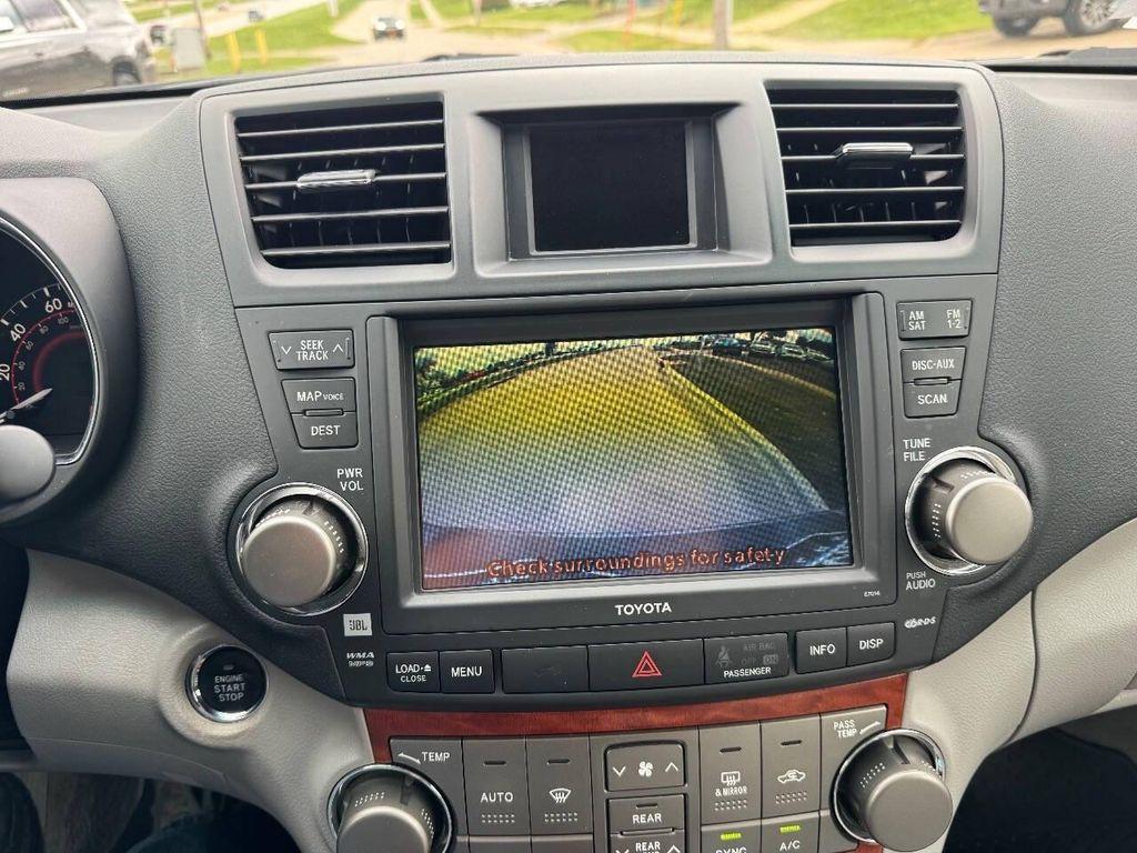 used 2009 Toyota Highlander car, priced at $14,995