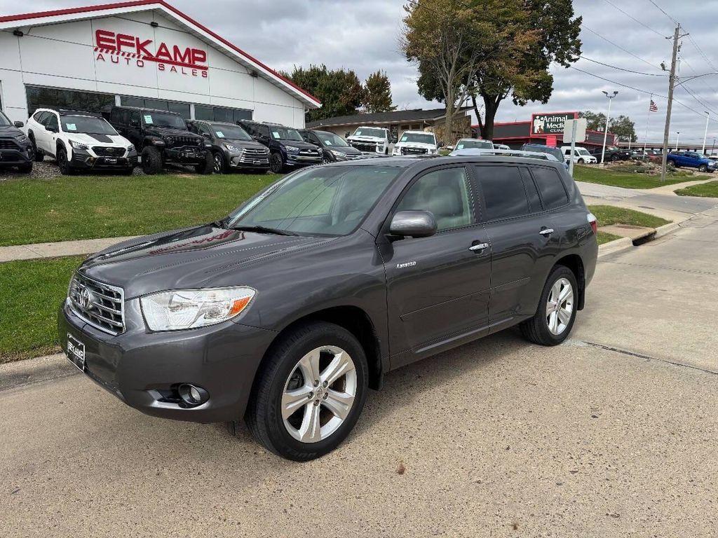 used 2009 Toyota Highlander car, priced at $14,995