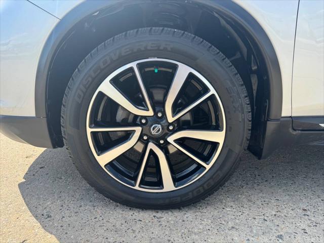 used 2020 Nissan Rogue car, priced at $20,495