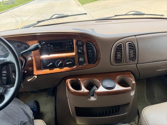 used 2001 Dodge Ram 1500 car, priced at $3,900