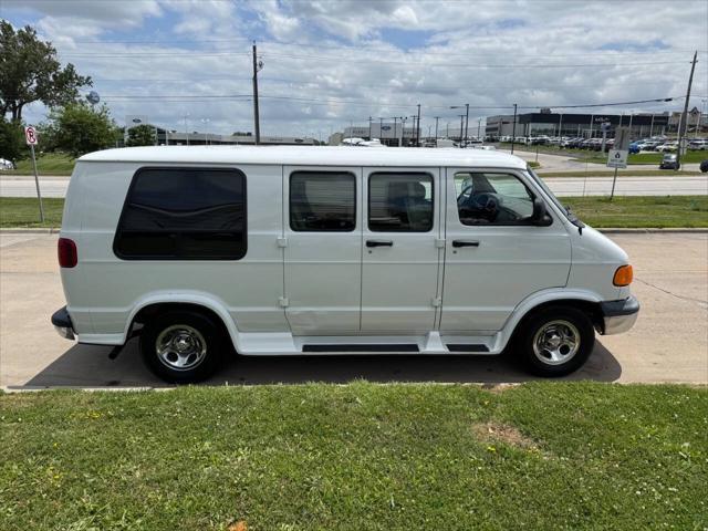 used 2001 Dodge Ram 1500 car, priced at $3,900