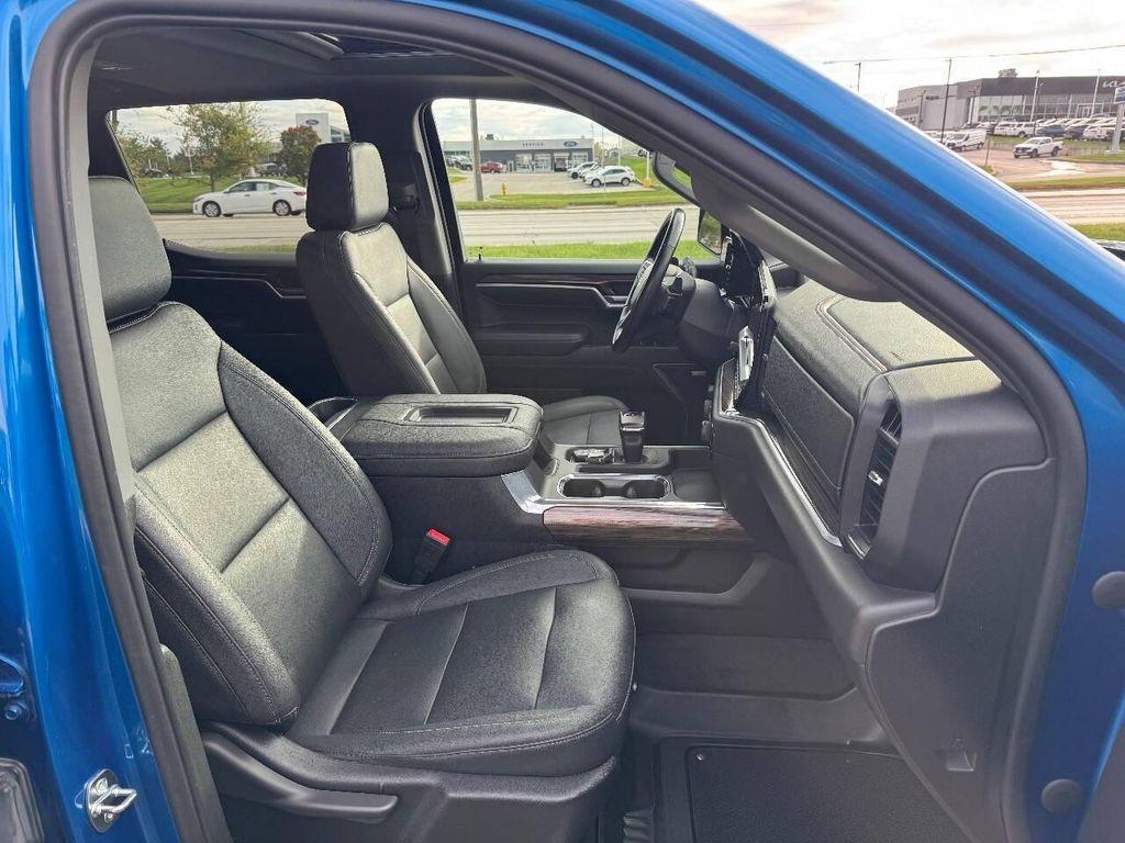 used 2022 Chevrolet Silverado 1500 car, priced at $44,900