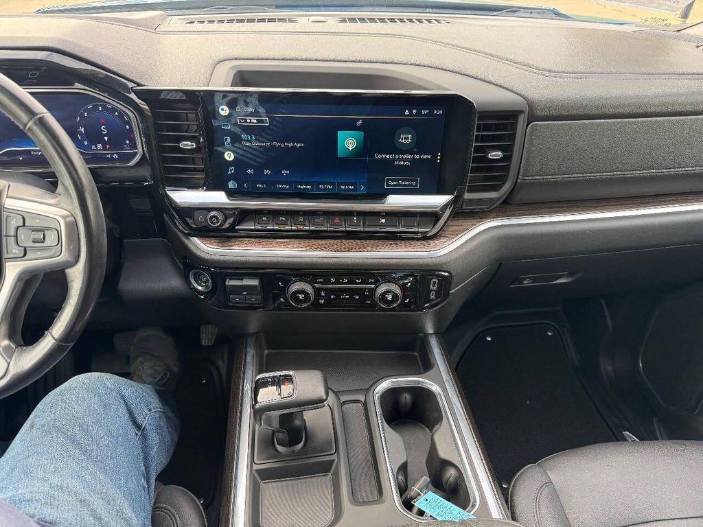 used 2022 Chevrolet Silverado 1500 car, priced at $44,900