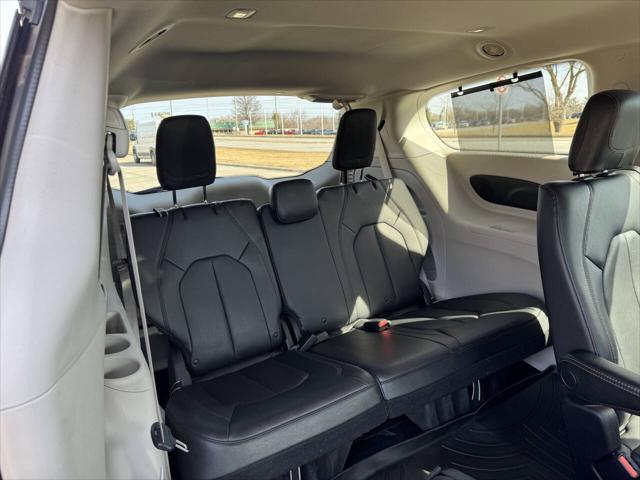 used 2018 Chrysler Pacifica car, priced at $16,995