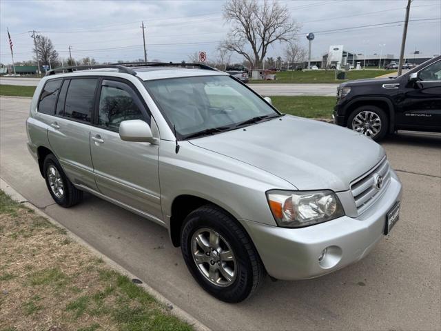 used 2004 Toyota Highlander car, priced at $9,950