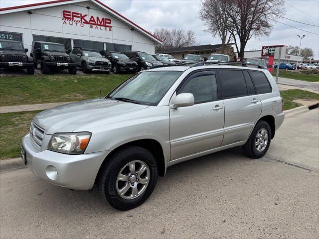 used 2004 Toyota Highlander car, priced at $9,950