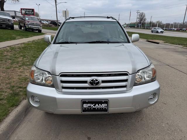 used 2004 Toyota Highlander car, priced at $9,950