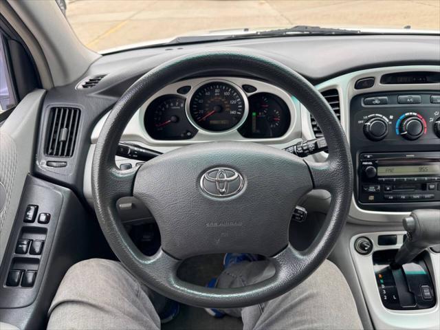 used 2004 Toyota Highlander car, priced at $9,950