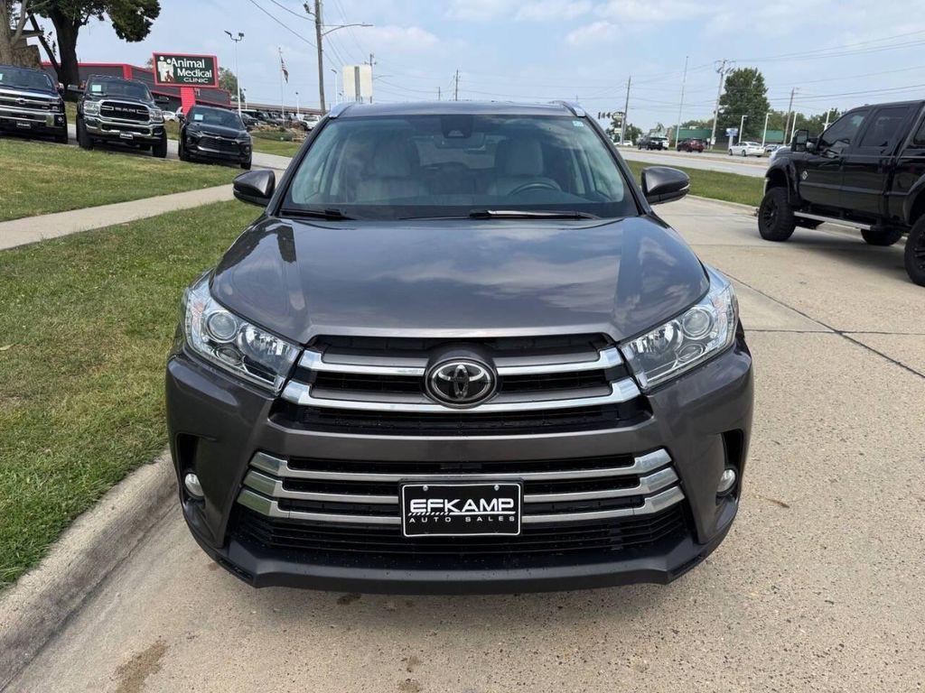 used 2018 Toyota Highlander car, priced at $25,900