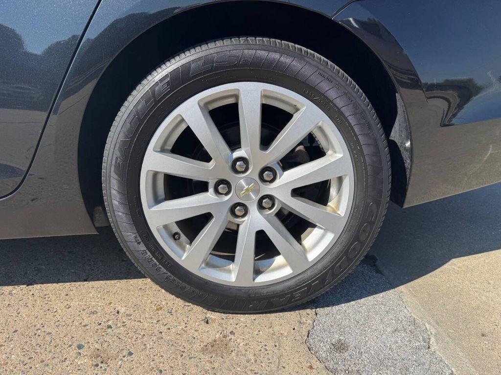used 2015 Chevrolet Malibu car, priced at $8,950