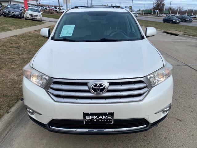 used 2013 Toyota Highlander car, priced at $14,950