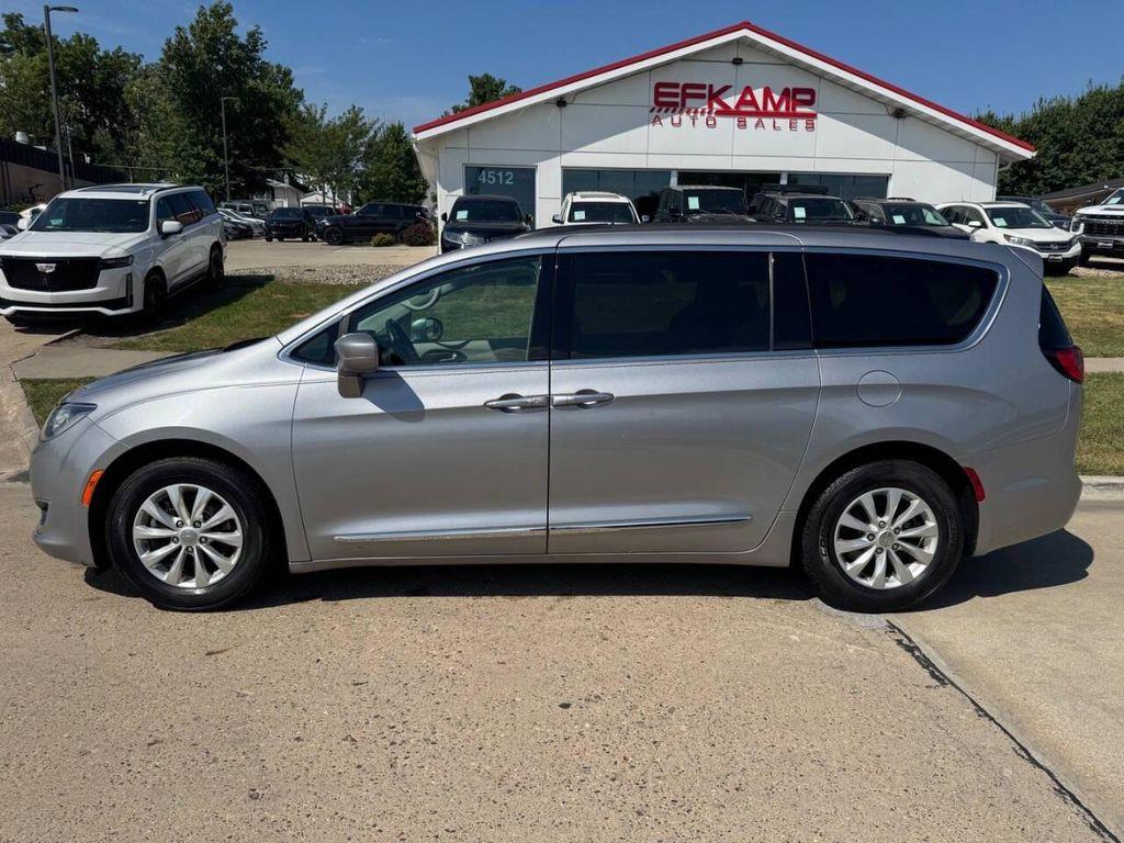 used 2017 Chrysler Pacifica car, priced at $12,950