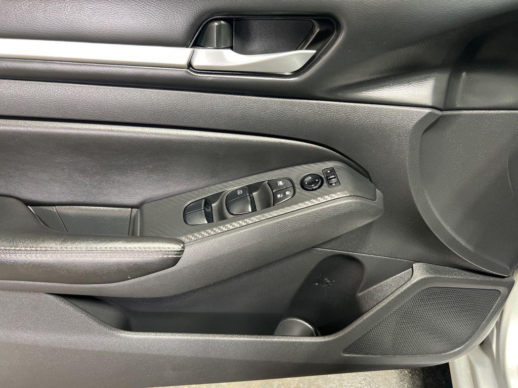 used 2022 Nissan Altima car, priced at $23,995