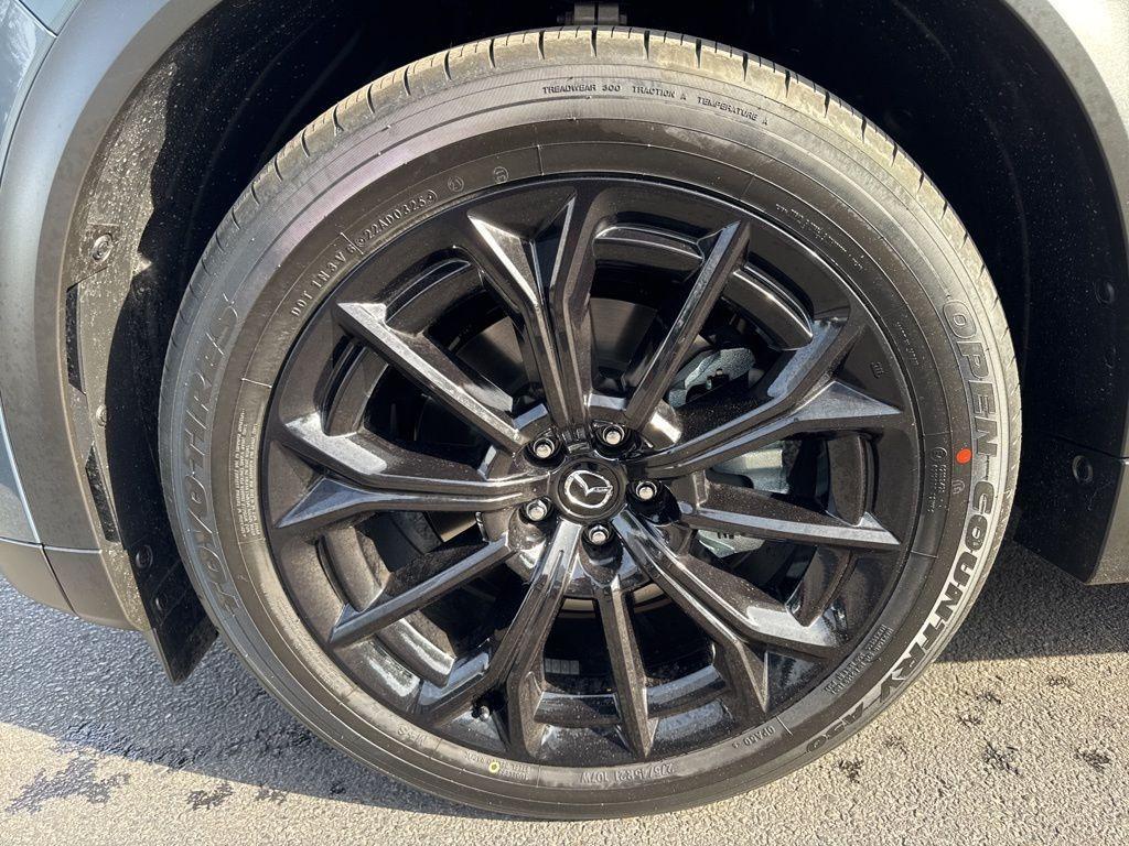 new 2025 Mazda CX-70 car, priced at $51,430