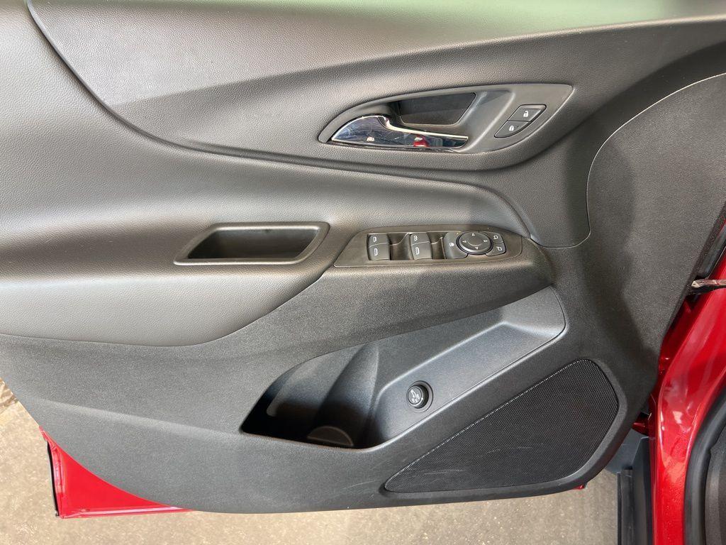 used 2022 Chevrolet Equinox car, priced at $23,260