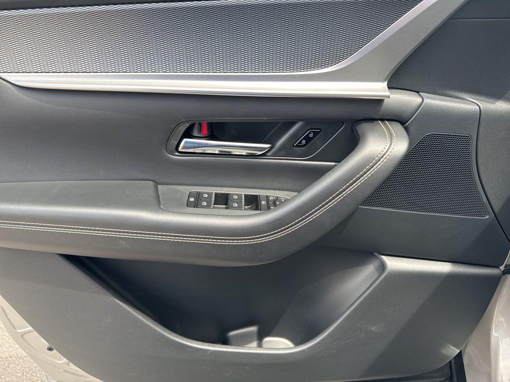 new 2025 Mazda CX-90 car, priced at $54,830