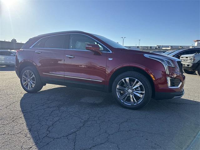 new 2025 Cadillac XT5 car, priced at $54,745