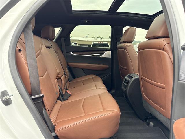 used 2023 Cadillac XT5 car, priced at $41,700