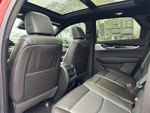 new 2025 Cadillac XT5 car, priced at $58,520
