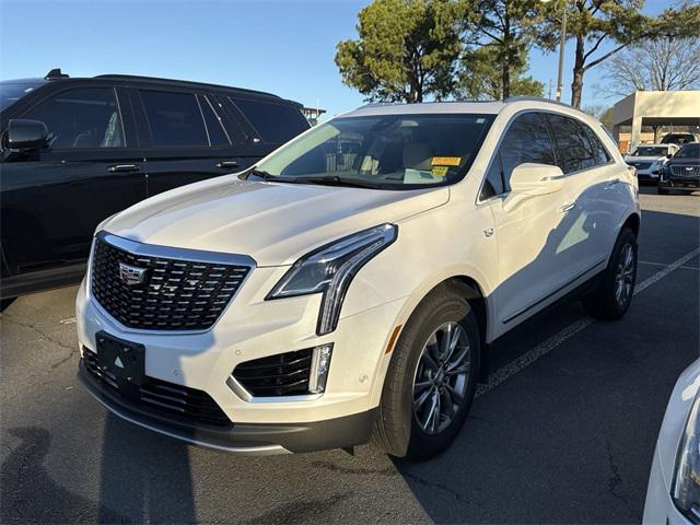 used 2022 Cadillac XT5 car, priced at $35,700