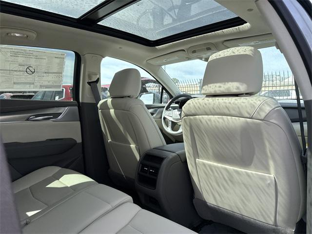 new 2025 Cadillac XT5 car, priced at $53,590