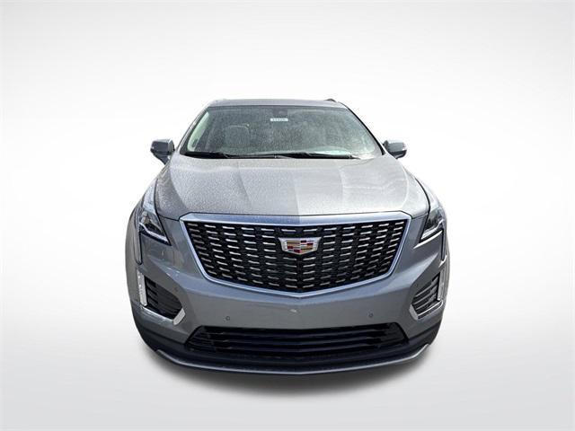 new 2025 Cadillac XT5 car, priced at $53,590