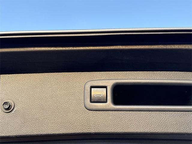 used 2021 Toyota Highlander car, priced at $35,650