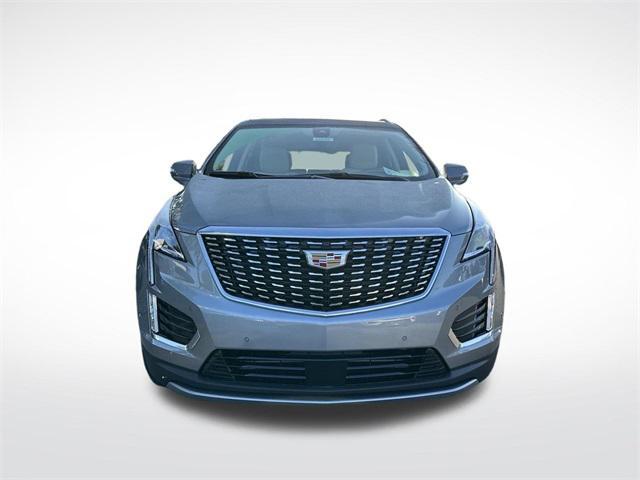 new 2025 Cadillac XT5 car, priced at $55,565