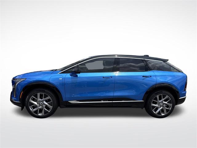 new 2025 Cadillac OPTIQ car, priced at $55,615