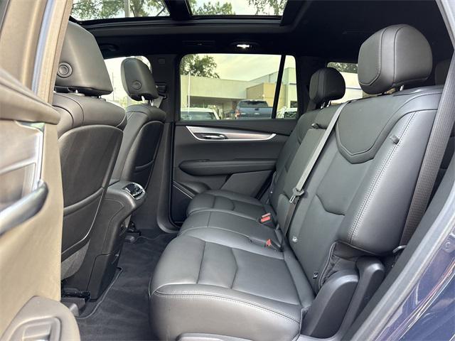 used 2025 Cadillac XT6 car, priced at $44,462
