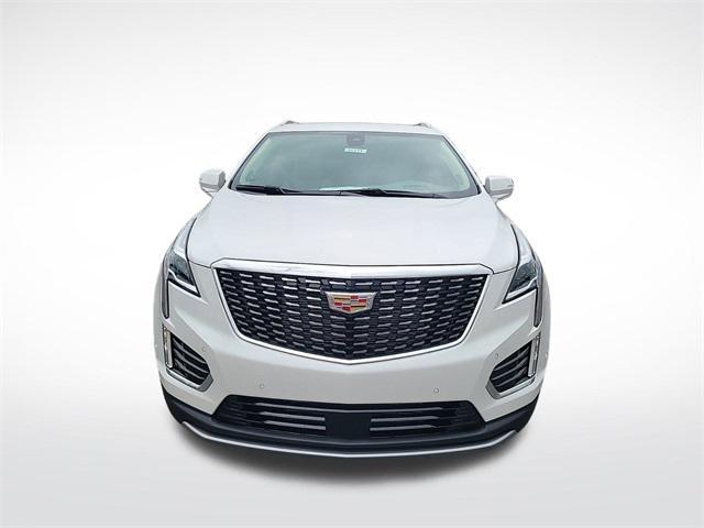 new 2025 Cadillac XT5 car, priced at $59,045