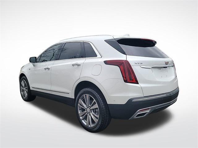 new 2025 Cadillac XT5 car, priced at $59,045