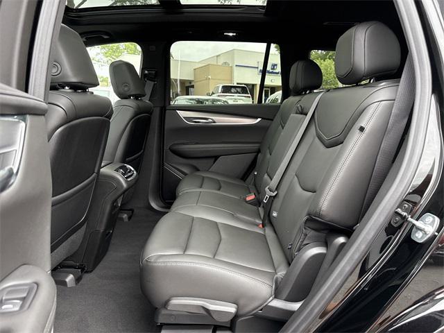 new 2025 Cadillac XT6 car, priced at $51,610