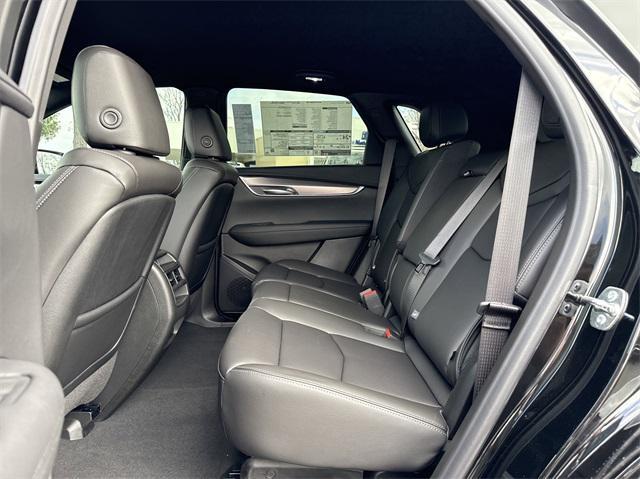 new 2025 Cadillac XT5 car, priced at $46,315