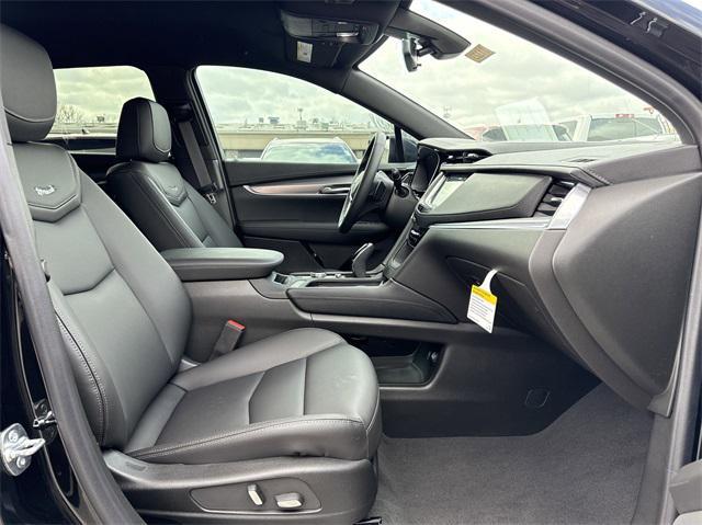 new 2025 Cadillac XT5 car, priced at $46,315