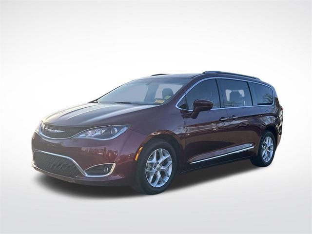 used 2017 Chrysler Pacifica car, priced at $13,700