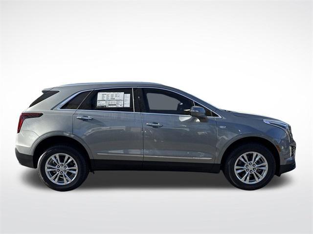 new 2025 Cadillac XT5 car, priced at $47,895